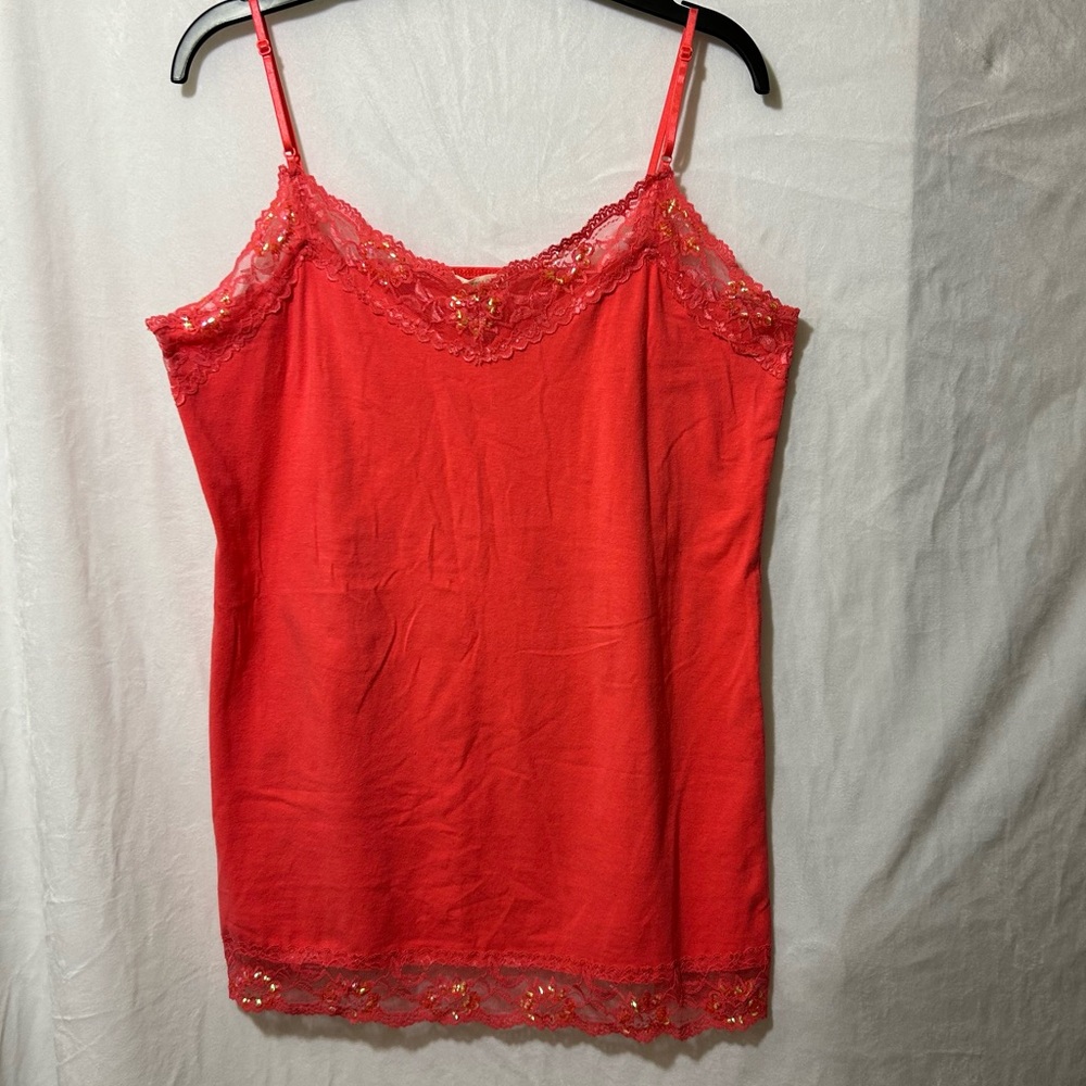 Bozzolo Y2K coral tank top, lace trim, adjustable spaghetti straps. Size 3X.